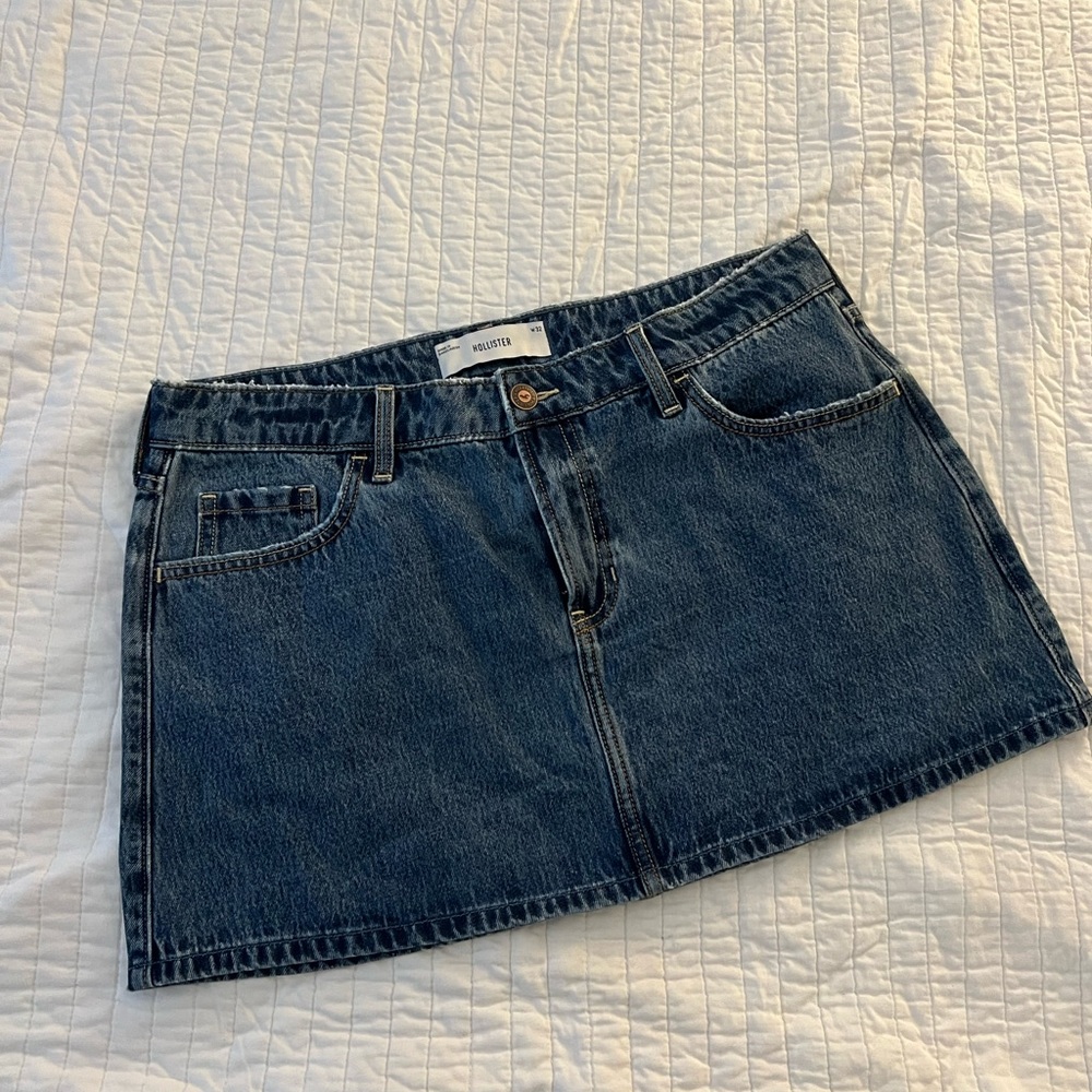 Hollister 32 mini Jean skirt
